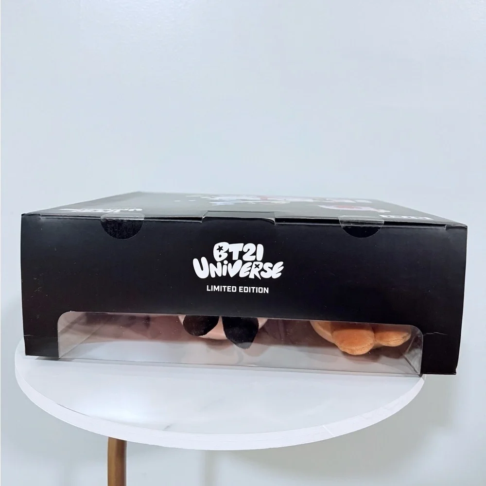 BT21 Universe Cooky With His Family | Limited Edition